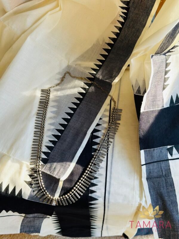 Tamara Kerala Set Mundu – Black Kara with Temple Borders - Image 7