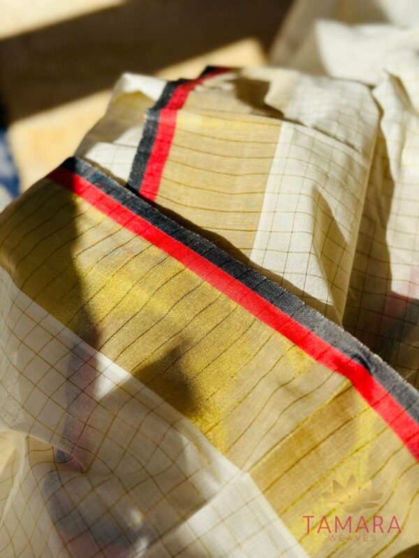 Tamara Kerala Kasavu Cotton Saree – Red & Black Kara with Gold Zari Checks - Image 5