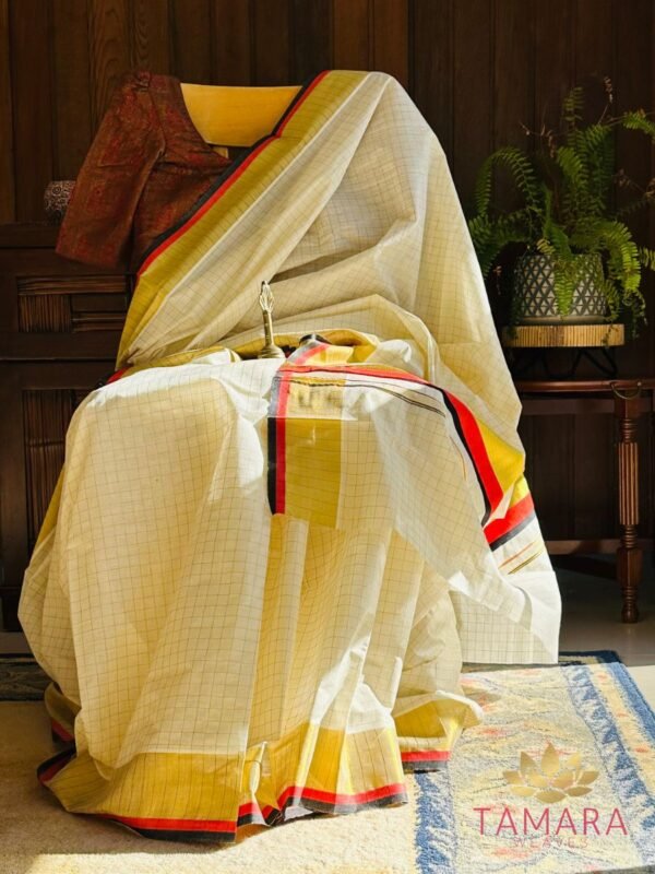 Tamara Kerala Kasavu Cotton Saree – Red & Black Kara with Gold Zari Checks - Image 3