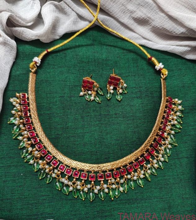 Kemp pastel beads necklace with earrings (delivery available after Aug 13)