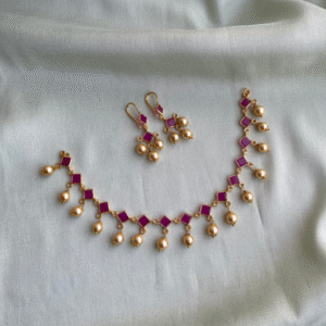 Simple and elegant ruby and pearl necklace with earrings ((delivery available after Aug 13))