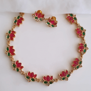 Tamara presents unique lotus short necklace or choker