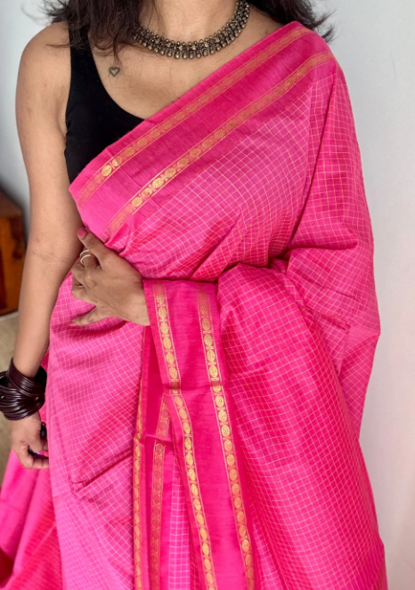 Tamara Vintage checks - stunning saree with Rudraksha zari gap border - Image 4