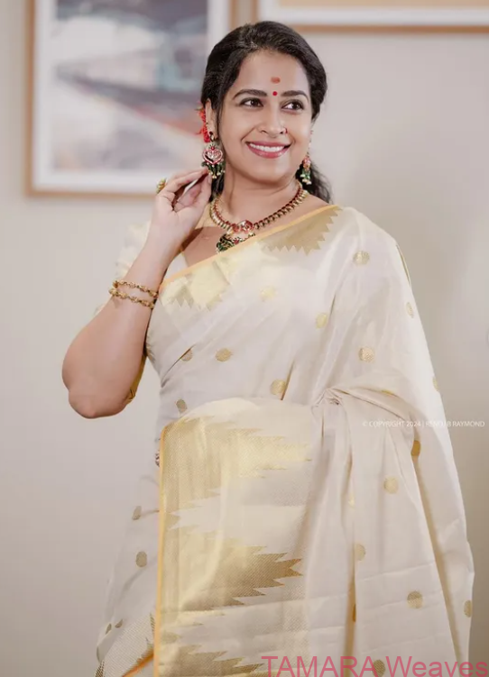 Tamara premium tissue temple saree with polka dots - very grand - Image 2