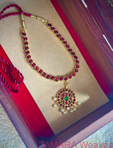 Kemp single line dance attigai