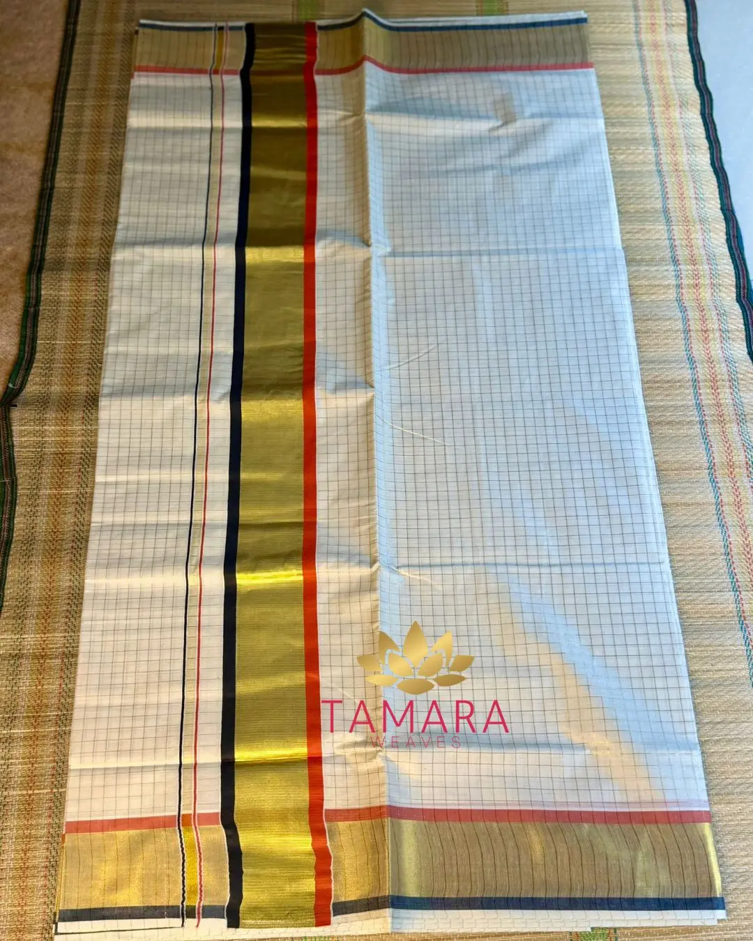 RBCHECK Kerala Kasavu Cotton Saree – Red & Black Kara with Gold Zari checks in Australia - Image 3