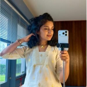 Tamara Onam Kurta Set- Special V neck Kasavu kurta in Australia