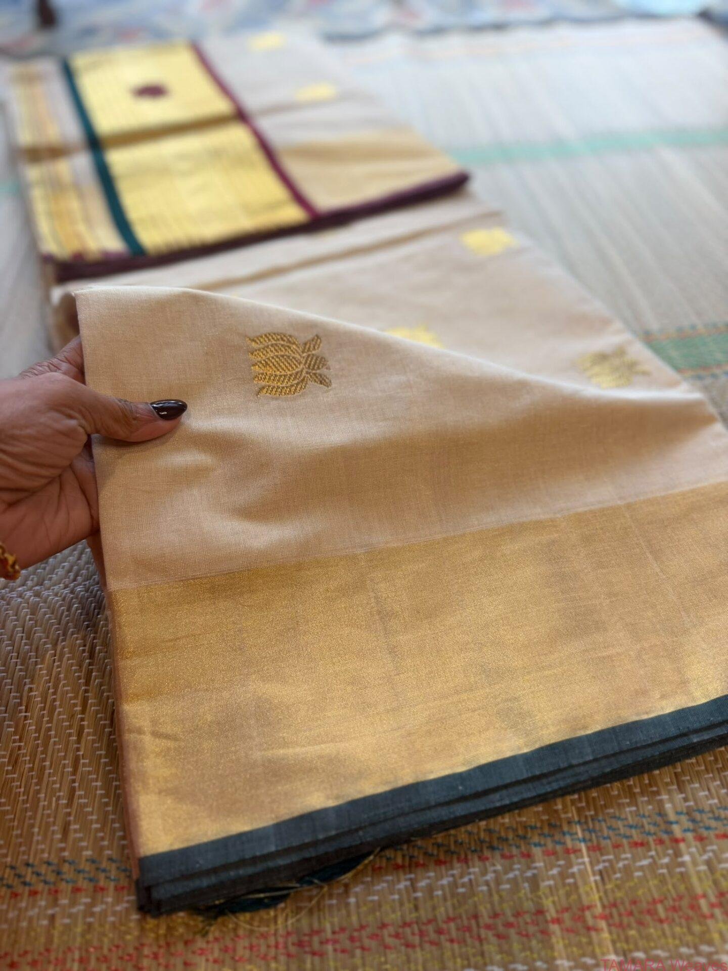 Grand Anusree Inspired pure Handloom tissue Saree - lotus motifs - Green and Maroon - Image 2