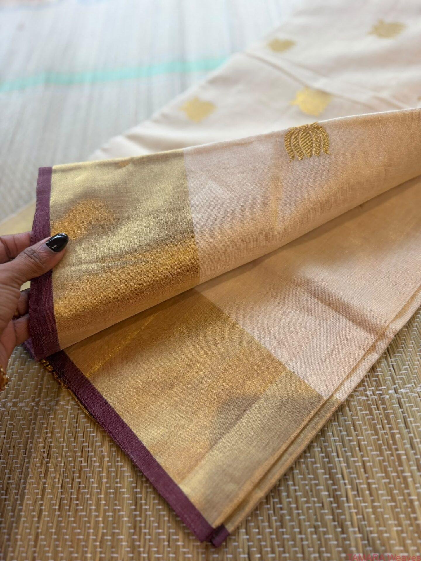 Grand Anusree Inspired pure Handloom tissue Saree - lotus motifs - Green and Maroon - Image 3
